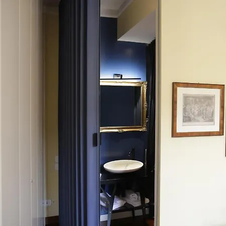 Charme Celestino V° Bed & Breakfast 4*