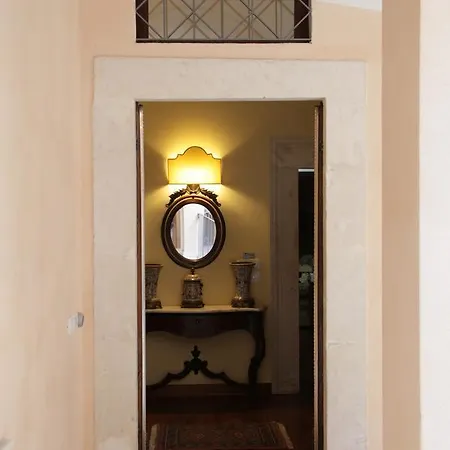 Charme Celestino V° Bed & Breakfast 4*