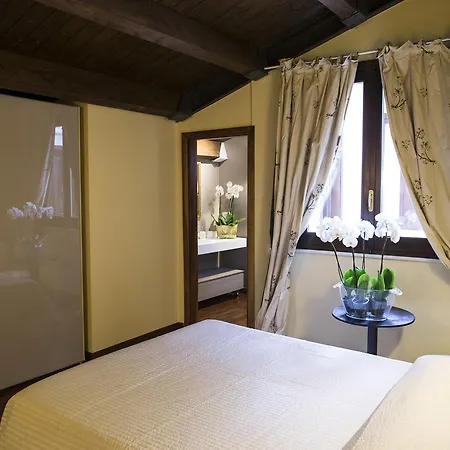 Charme Celestino V° Bed & Breakfast