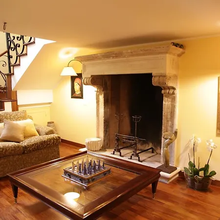 Charme Celestino V° ベッド・アンド・ブレックファスト ラクイラ